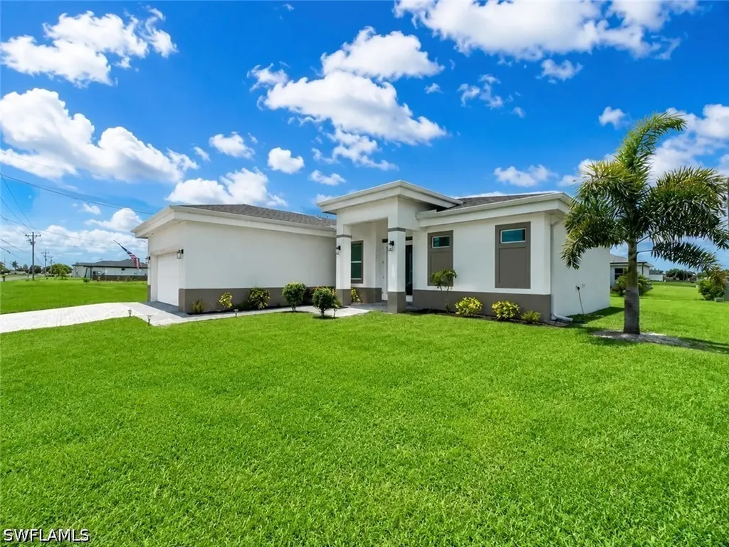 330 El Dorado Boulevard N Cape Coral FL 33993