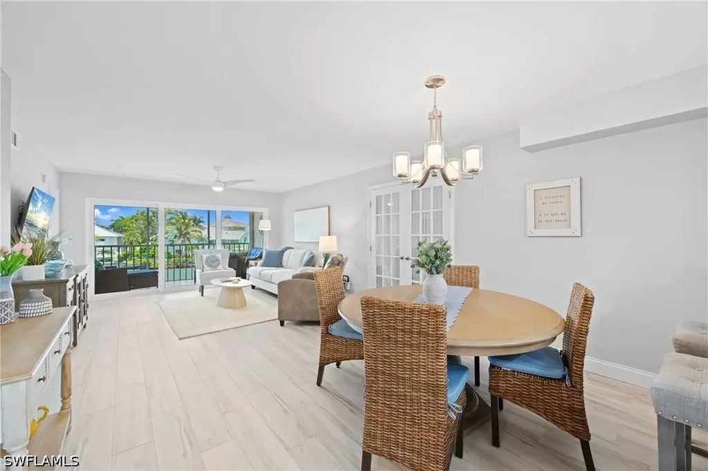10684 Gulf Shore Drive Naples FL 34108