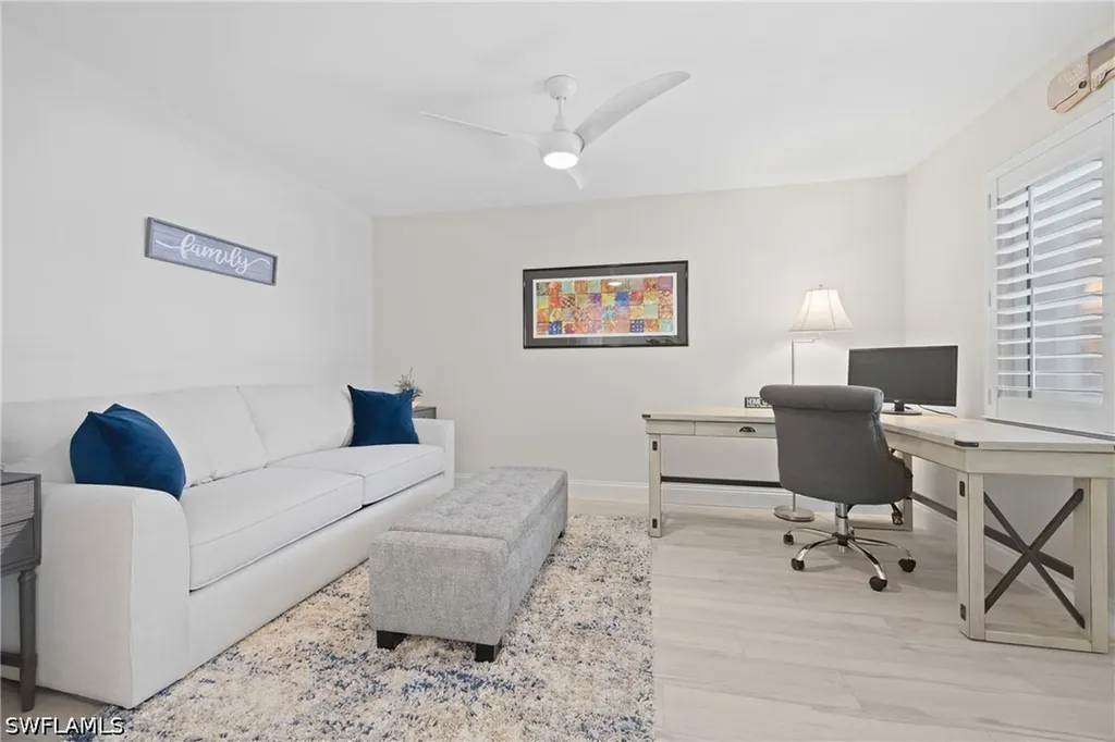 10684 Gulf Shore Drive Naples FL 34108