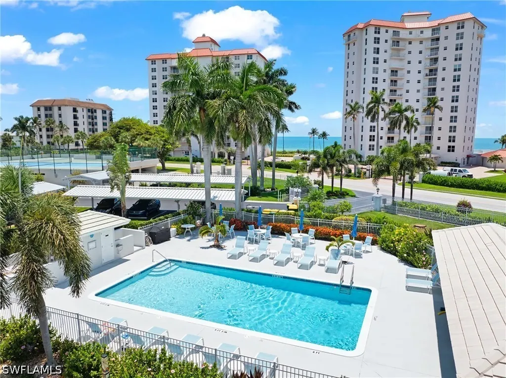 10684 Gulf Shore Drive Naples FL 34108