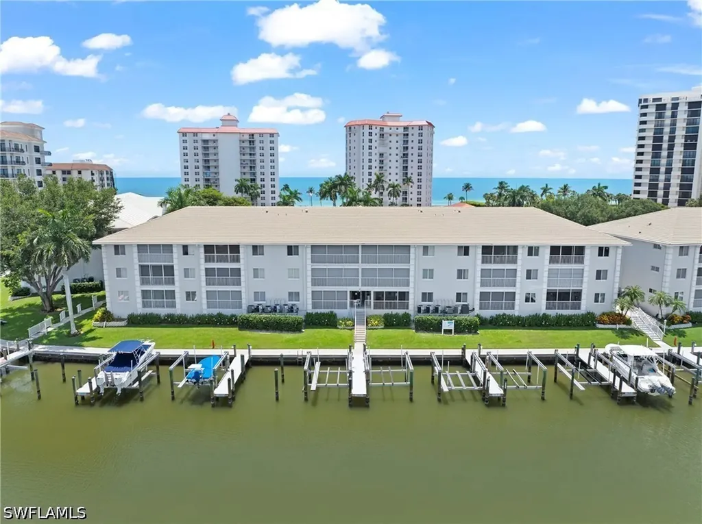 10684 Gulf Shore Drive Naples FL 34108