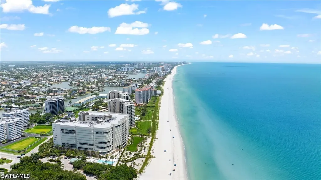 10684 Gulf Shore Drive Naples FL 34108
