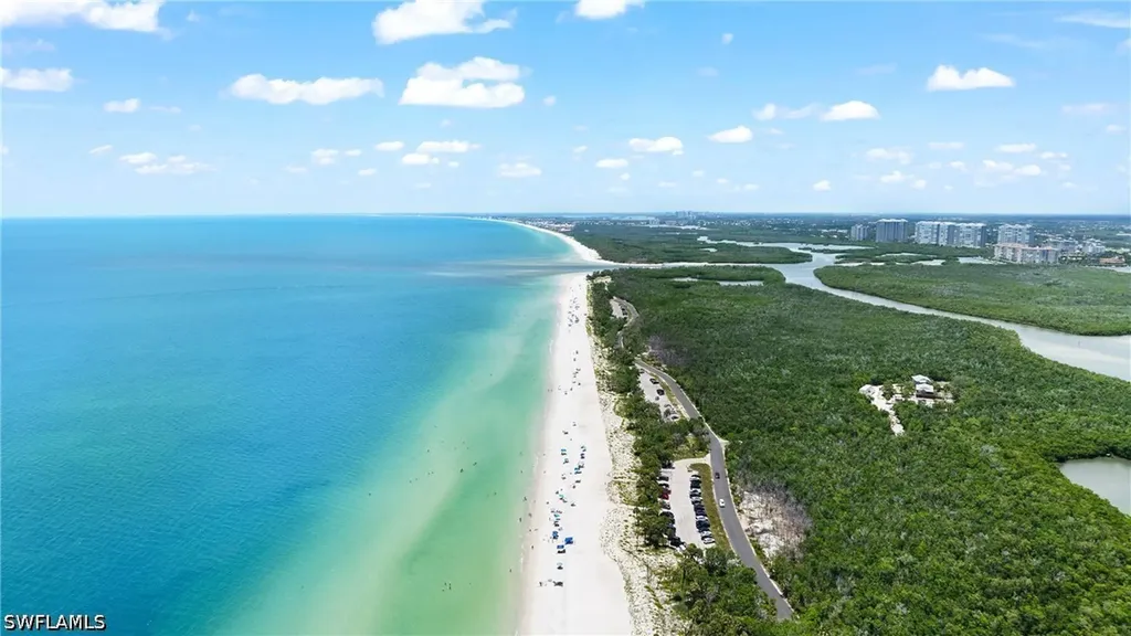 10684 Gulf Shore Drive Naples FL 34108