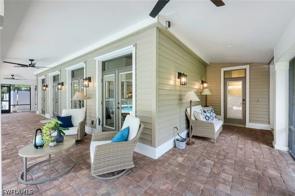 2661 Golden Gate Boulevard W Naples FL 34120