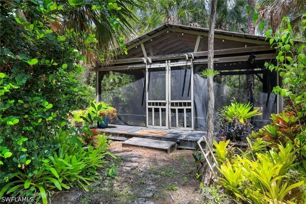 2661 Golden Gate Boulevard W Naples FL 34120
