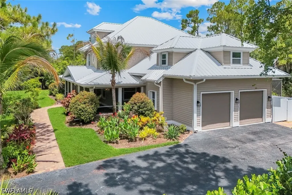 2661 Golden Gate Boulevard W Naples FL 34120