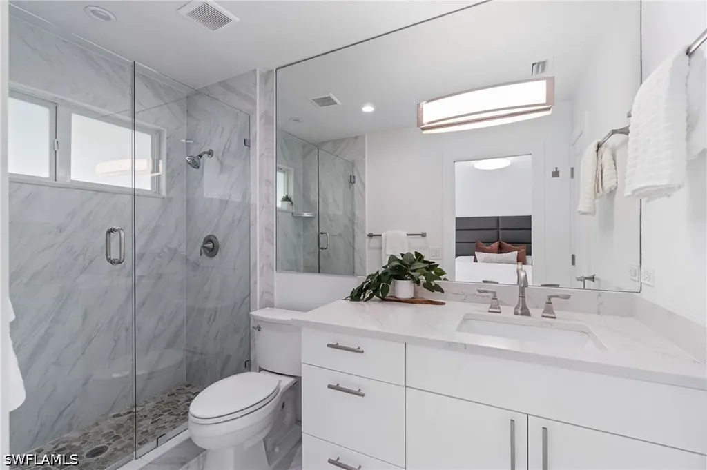 995 9th Avenue S Naples FL 34102