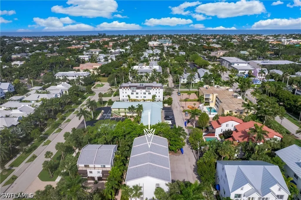 995 9th Avenue S Naples FL 34102