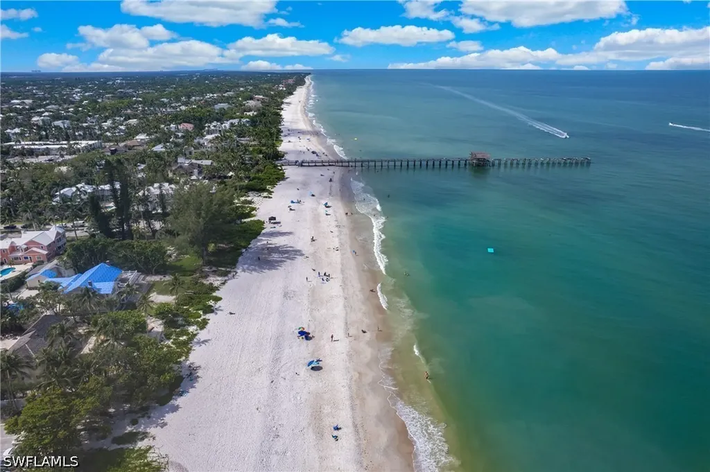995 9th Avenue S Naples FL 34102