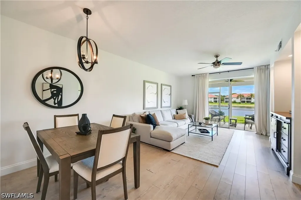 Naples FL, 6650 Huntington Lakes Circle, Unit 102
