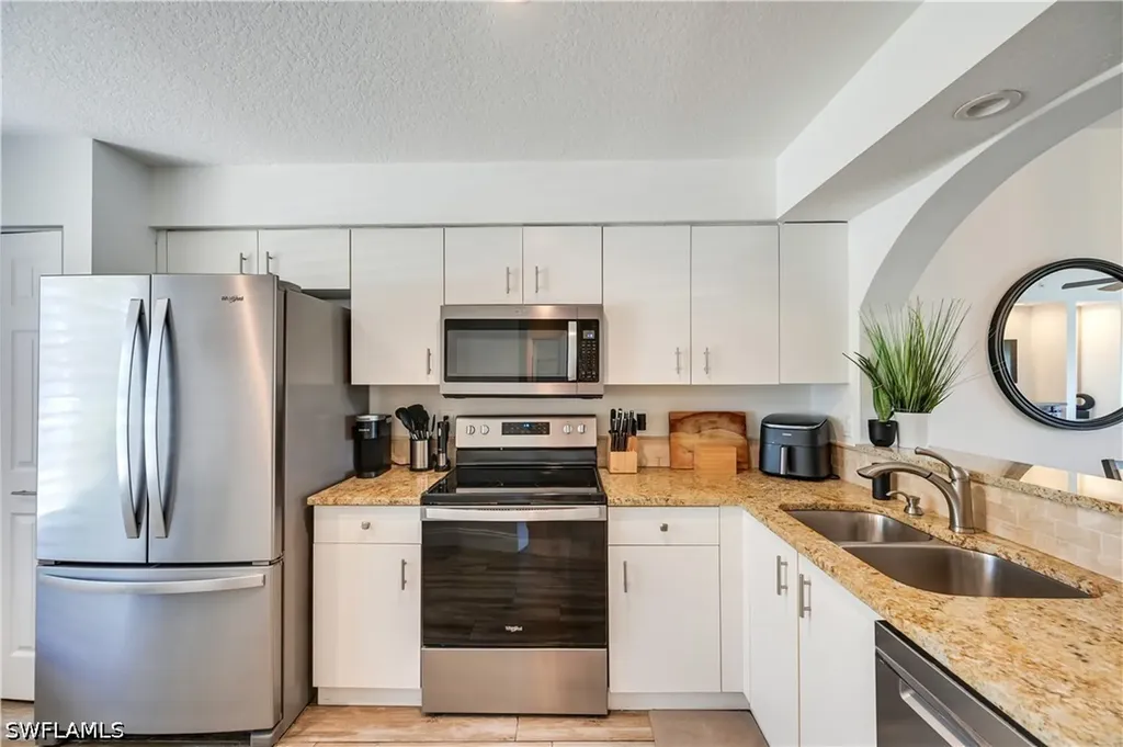 6650 Huntington Lakes Circle Naples FL 34119