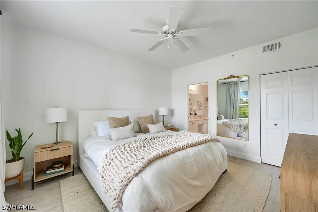 6650 Huntington Lakes Circle Naples FL 34119