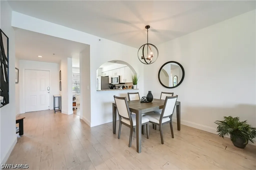 6650 Huntington Lakes Circle Naples FL 34119