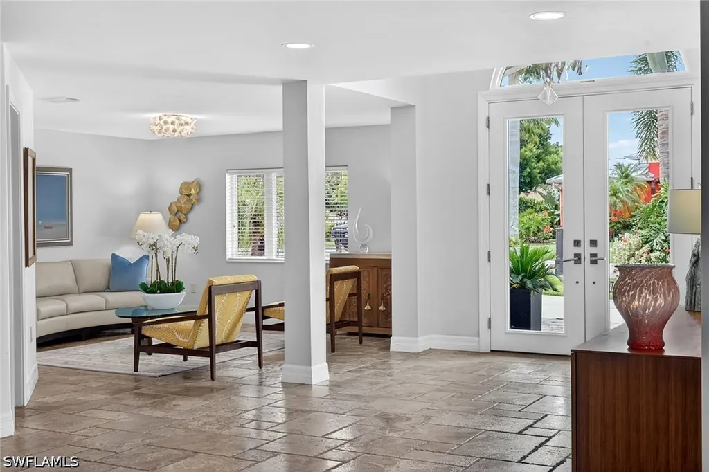 8390 Riviera Avenue Fort Myers FL 33919