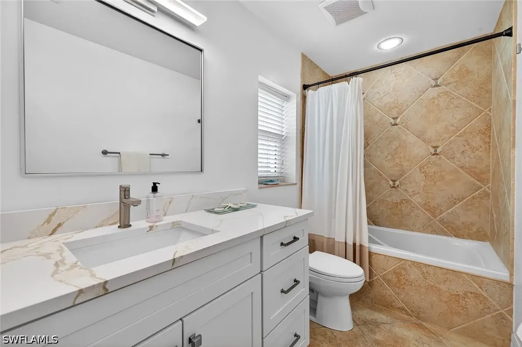 8390 Riviera Avenue Fort Myers FL 33919