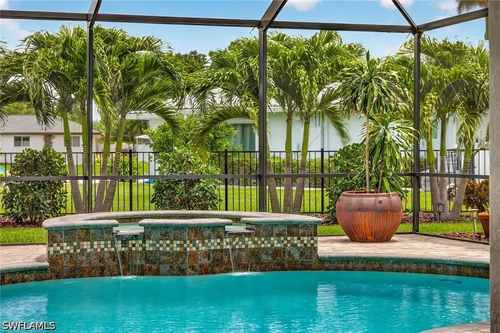 8390 Riviera Avenue Fort Myers FL 33919