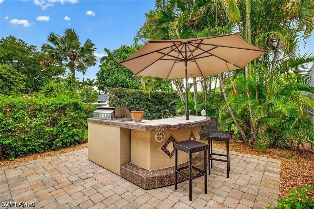 8390 Riviera Avenue Fort Myers FL 33919