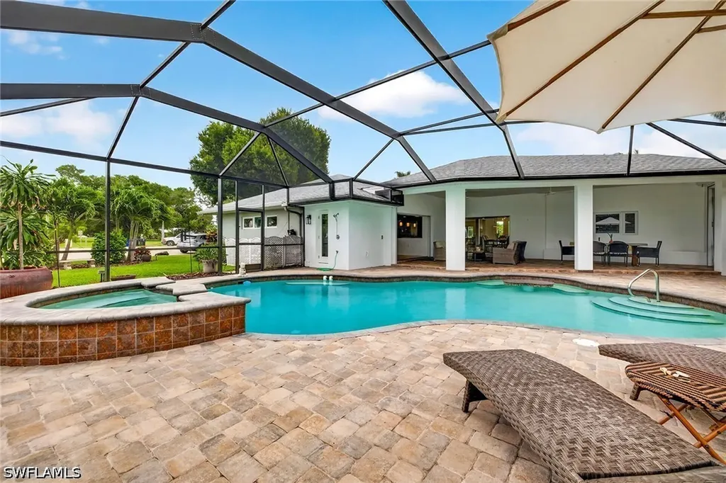 8390 Riviera Avenue Fort Myers FL 33919