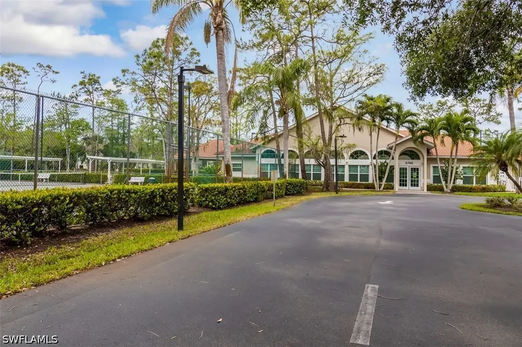 5708 Deauville Circle Naples FL 34112