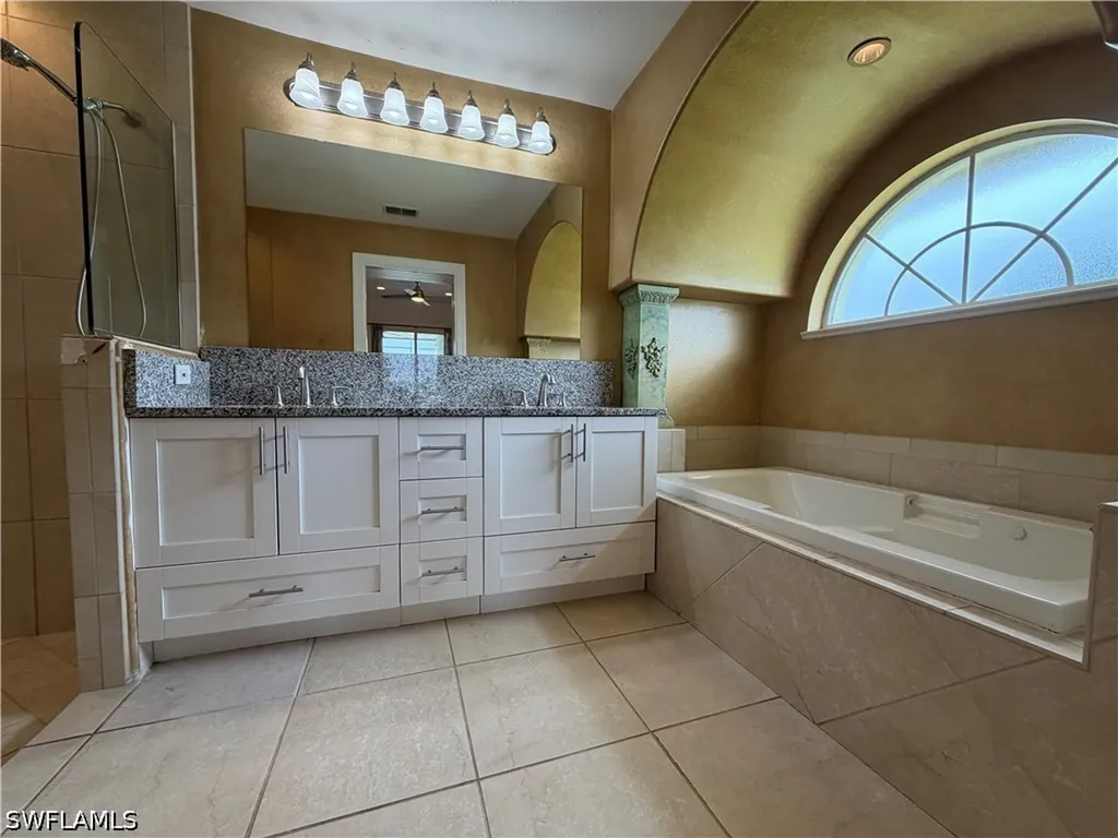 3425 Anton Court Naples FL 34109