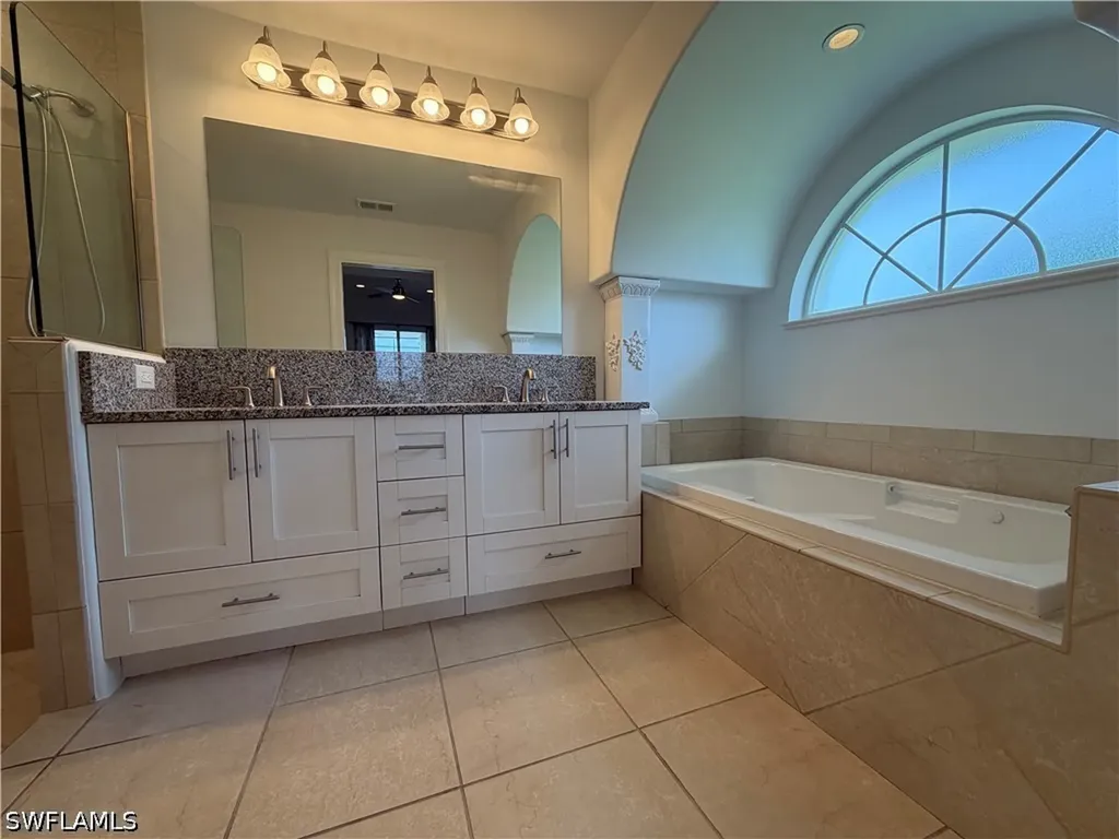 3425 Anton Court Naples FL 34109
