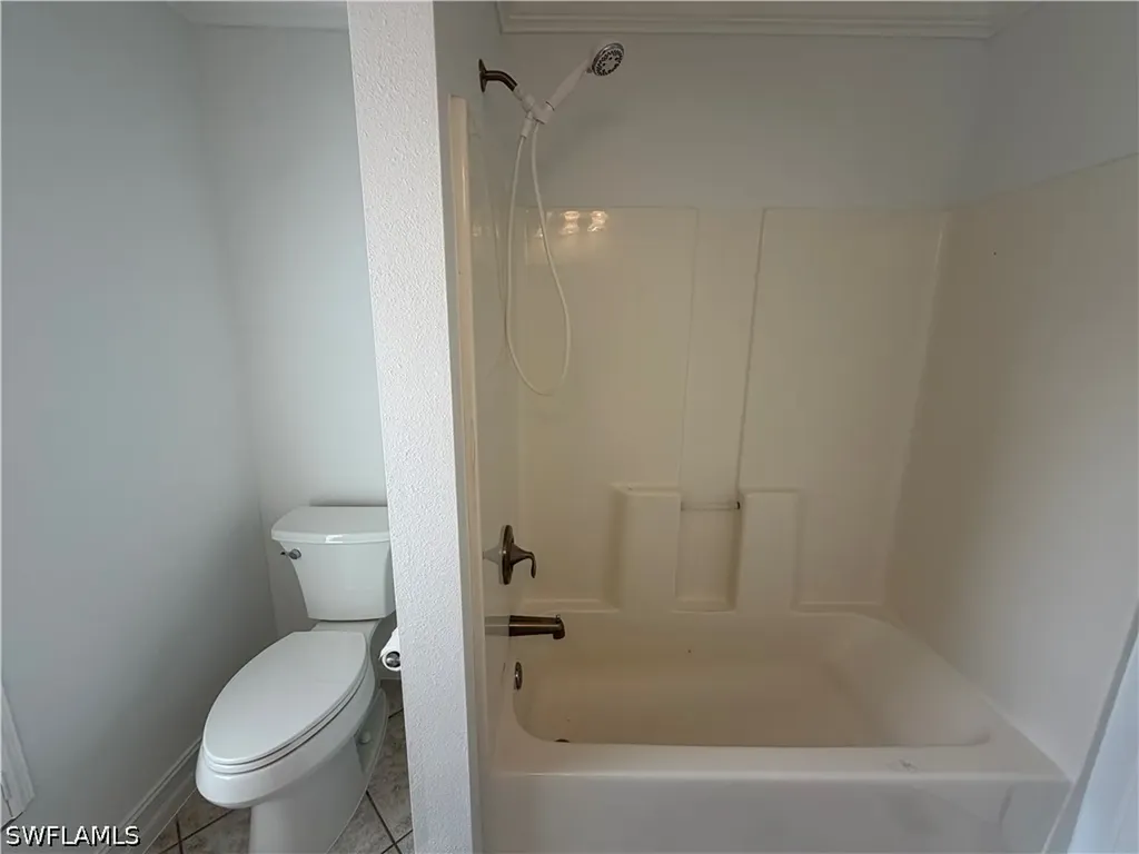 3425 Anton Court Naples FL 34109