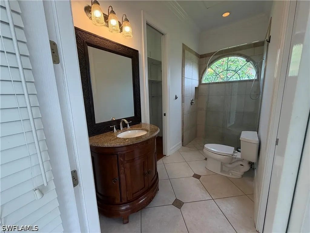 3425 Anton Court Naples FL 34109