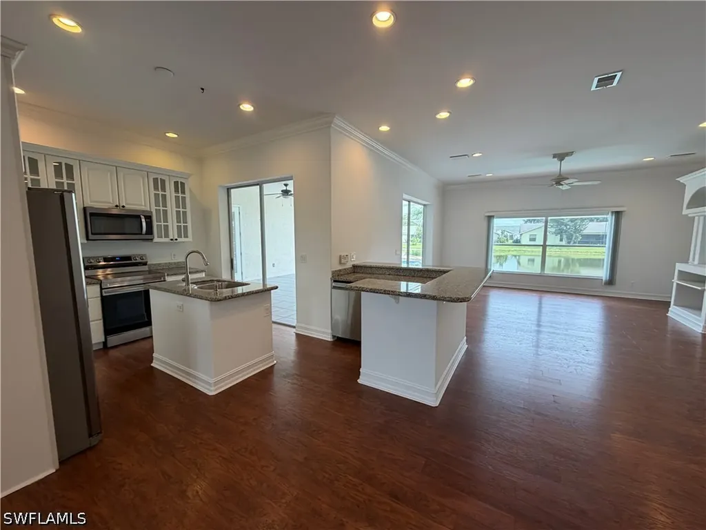 3425 Anton Court Naples FL 34109