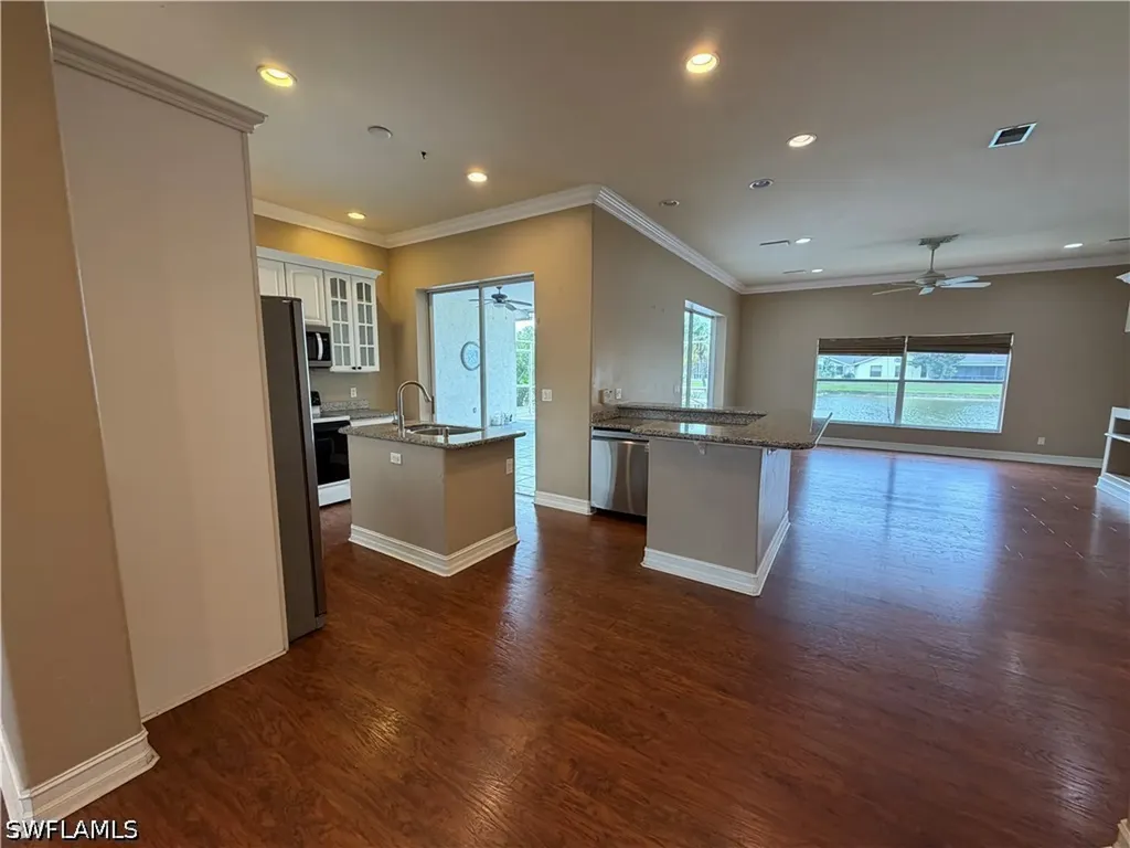 3425 Anton Court Naples FL 34109