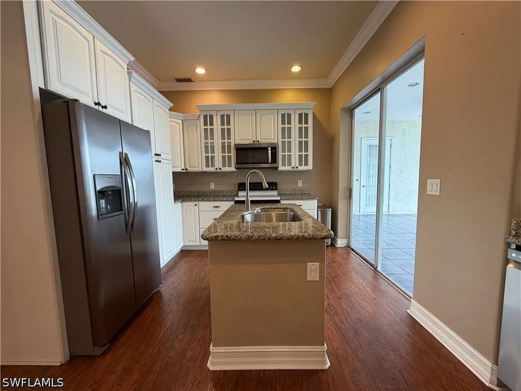 3425 Anton Court Naples FL 34109