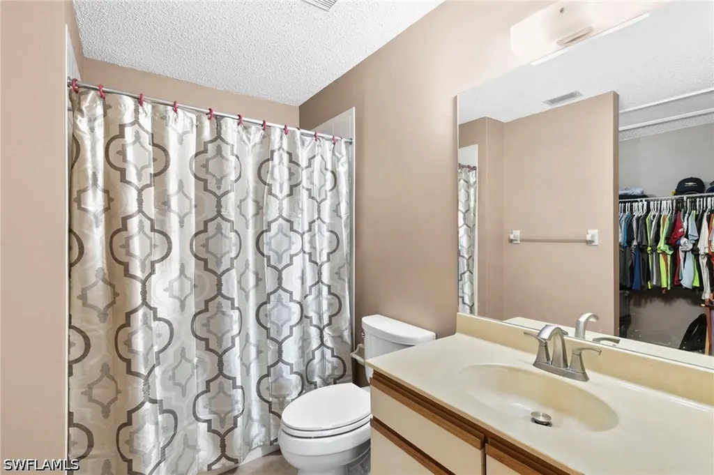 236 Pebble Beach Circle Naples FL 34113