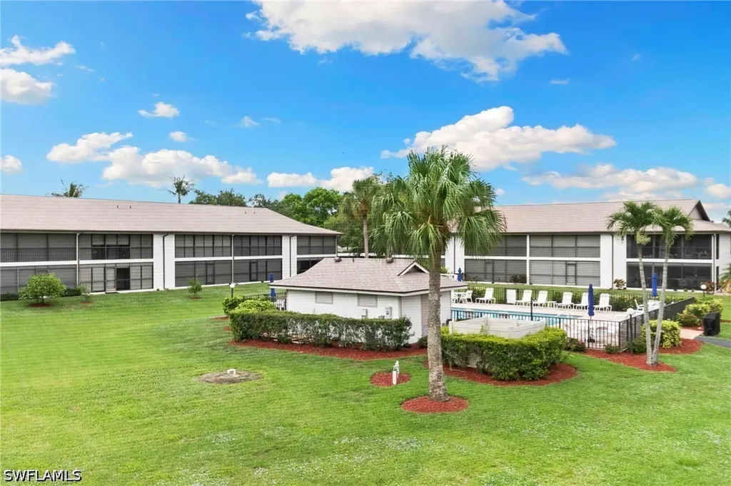 236 Pebble Beach Circle Naples FL 34113