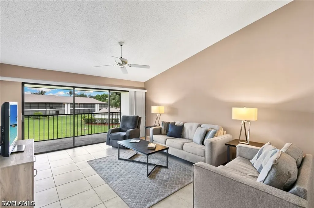 236 Pebble Beach Circle Naples FL 34113