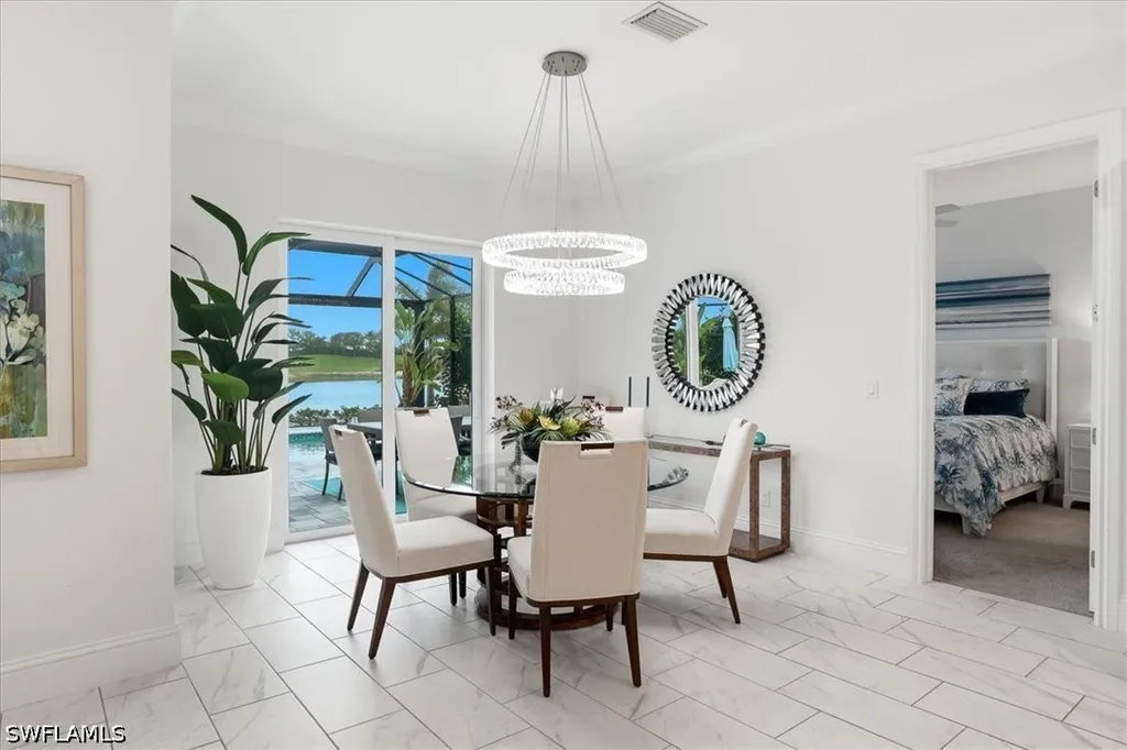 14386 Laguna Springs Lane Naples FL 34114