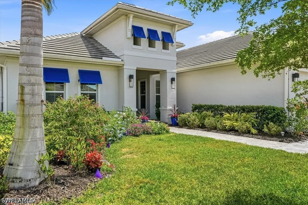 14386 Laguna Springs Lane Naples FL 34114