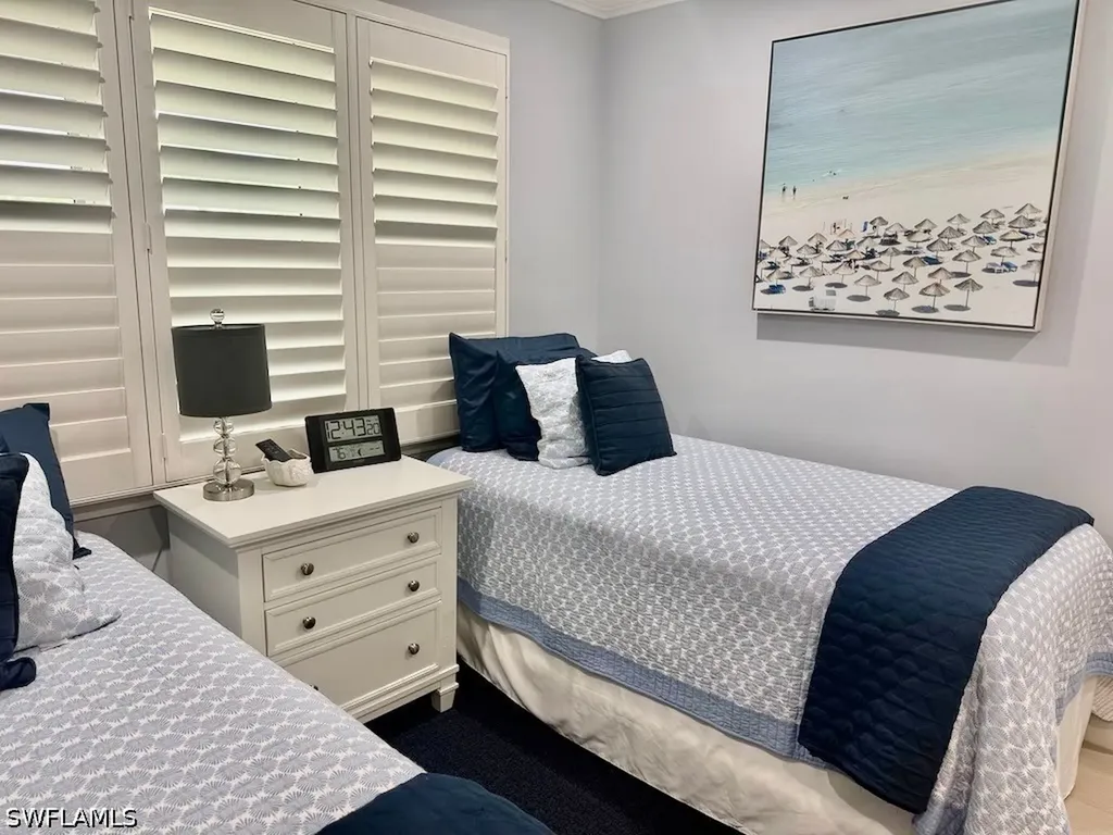 225 5th Avenue S Naples FL 34102