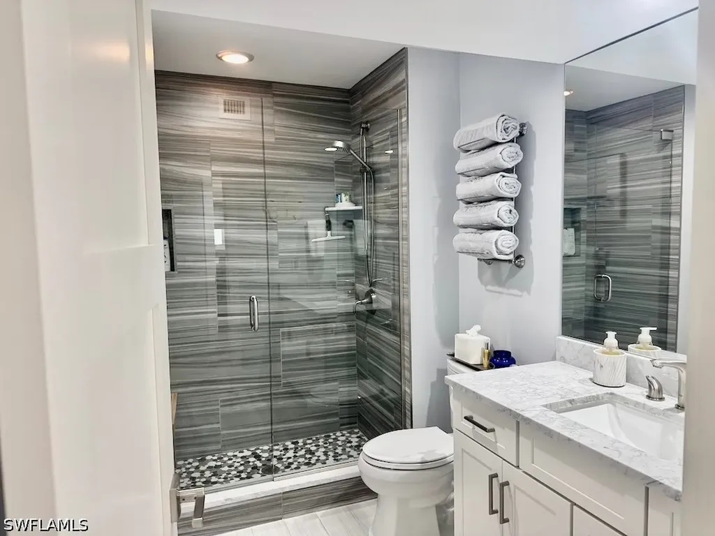 225 5th Avenue S Naples FL 34102