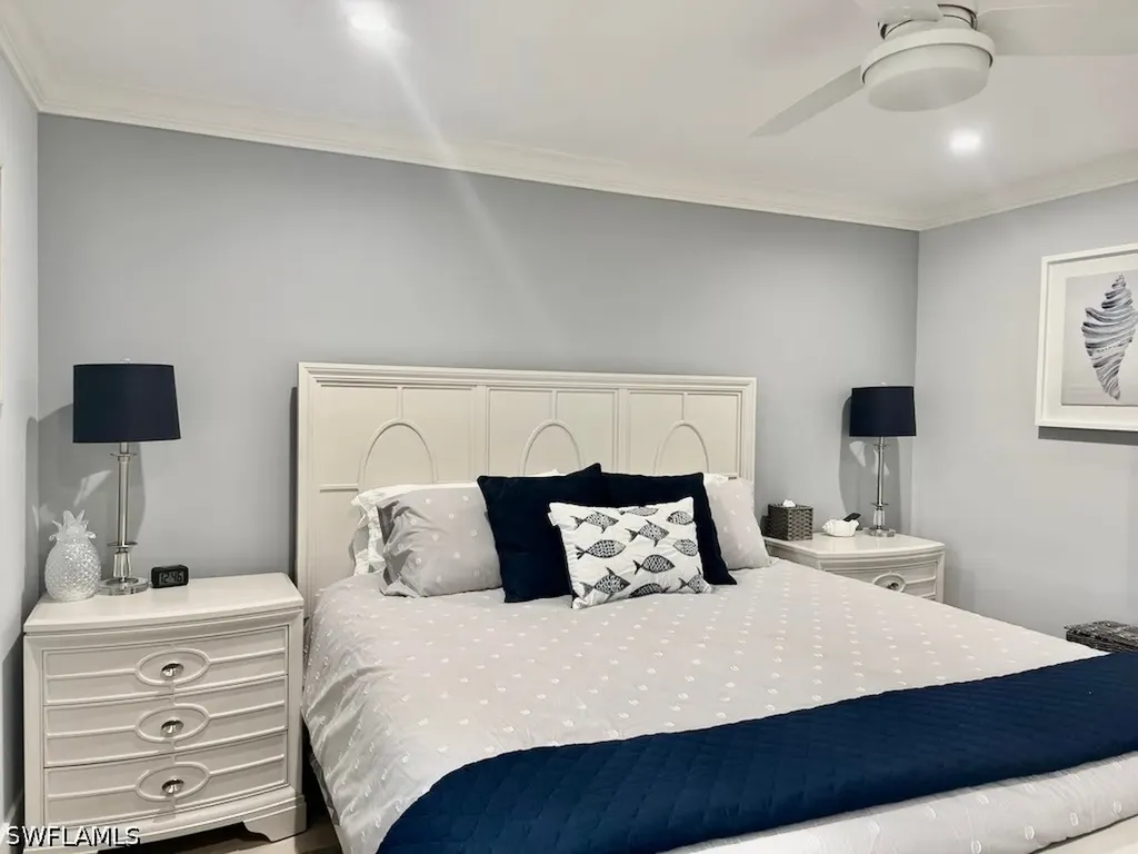 225 5th Avenue S Naples FL 34102
