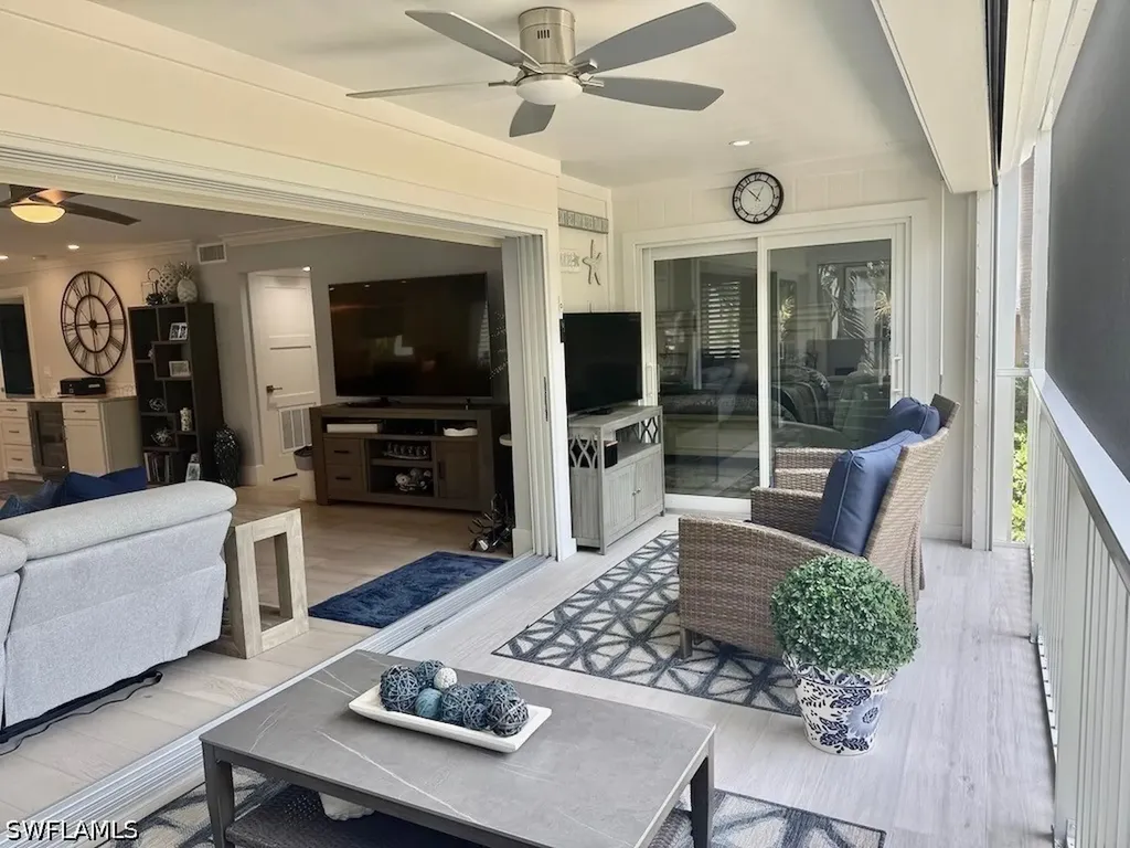 225 5th Avenue S Naples FL 34102