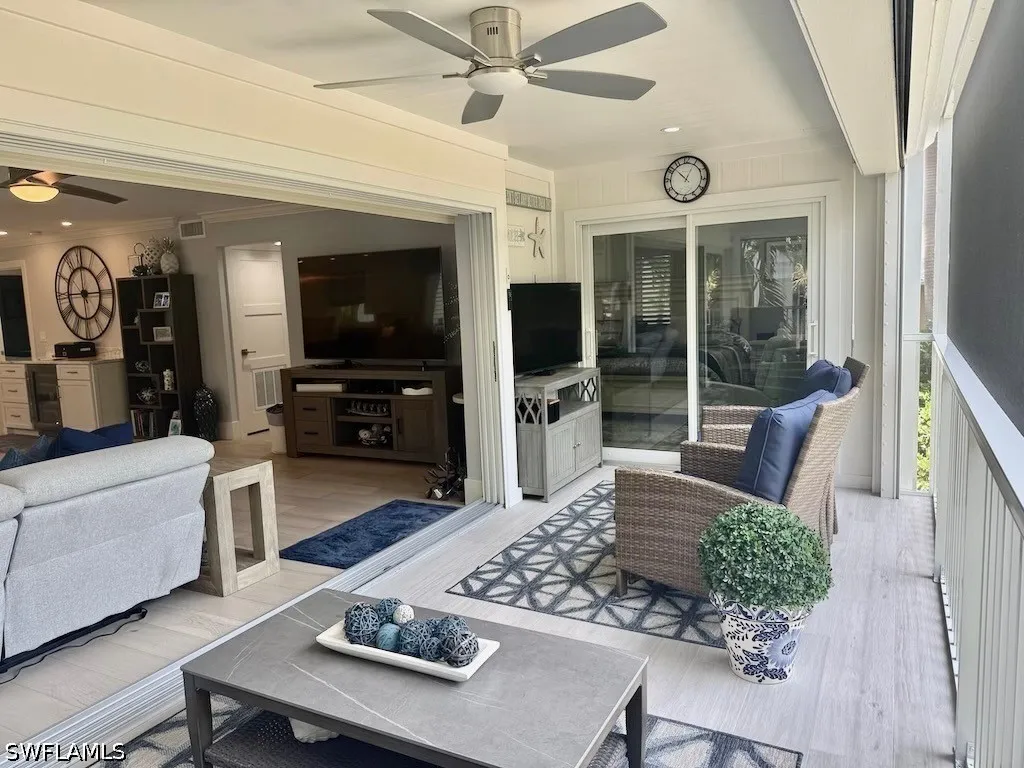225 5th Avenue S Naples FL 34102