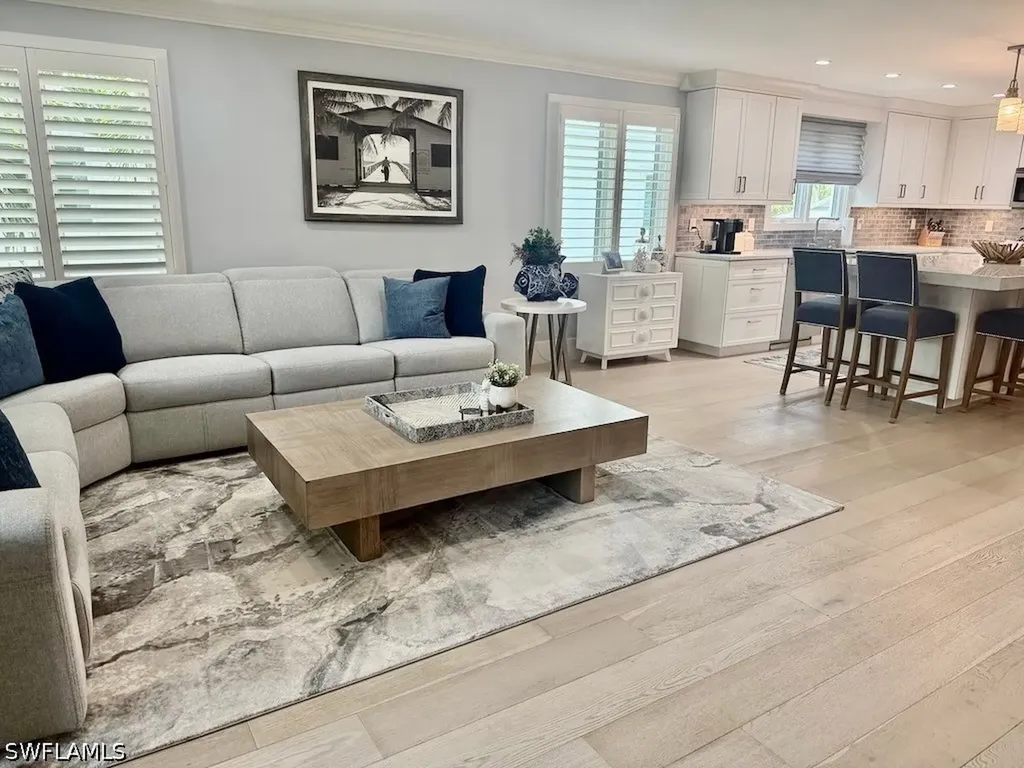225 5th Avenue S Naples FL 34102