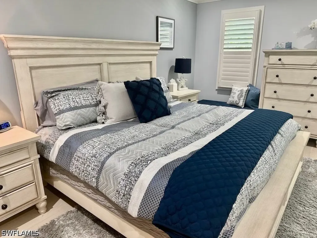 225 5th Avenue S Naples FL 34102