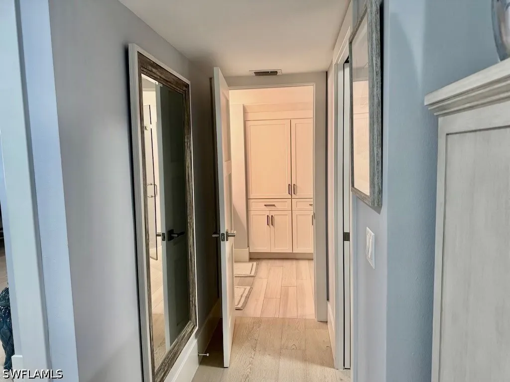 225 5th Avenue S Naples FL 34102