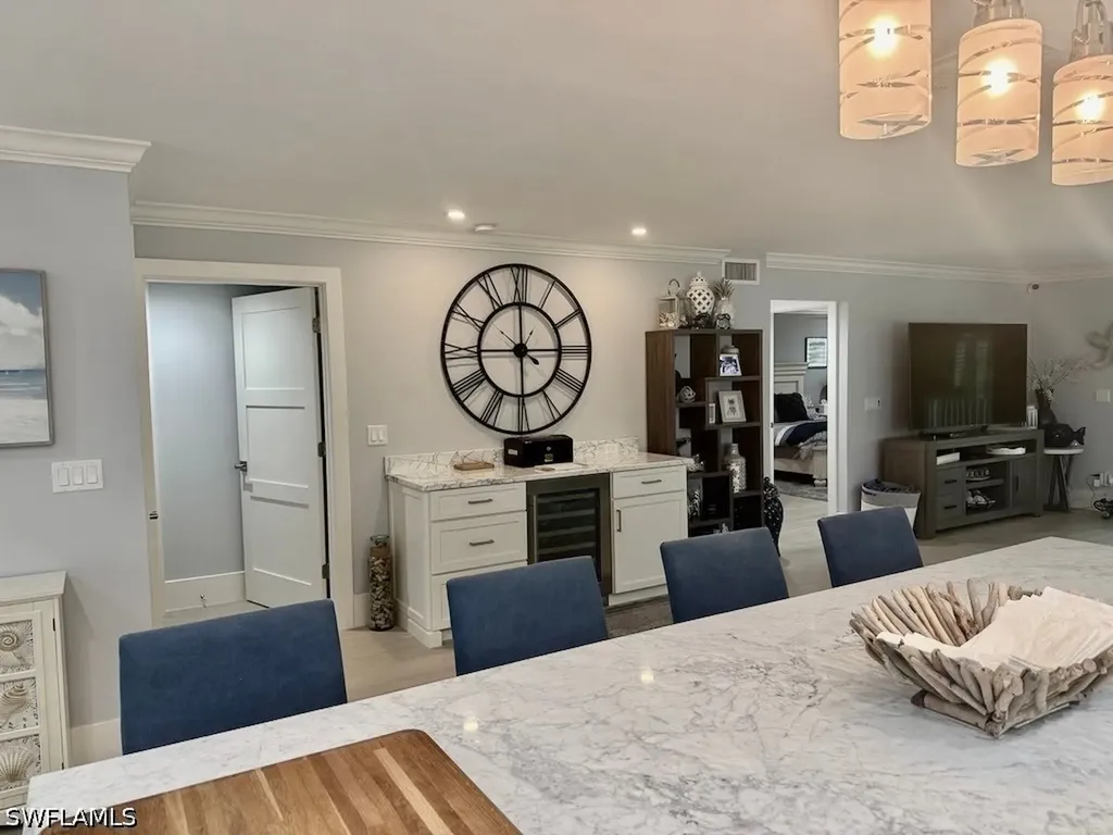 225 5th Avenue S Naples FL 34102