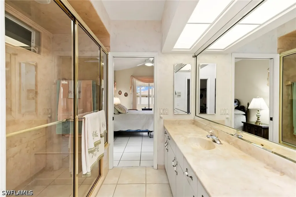 526 100th Avenue N Naples FL 34108