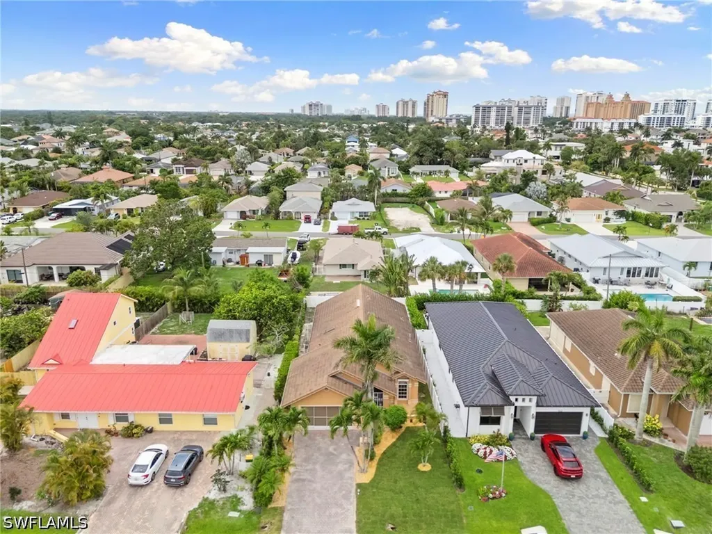 526 100th Avenue N Naples FL 34108