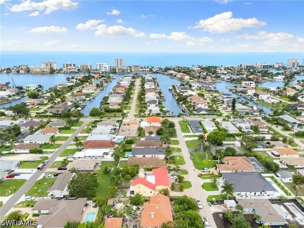 526 100th Avenue N Naples FL 34108