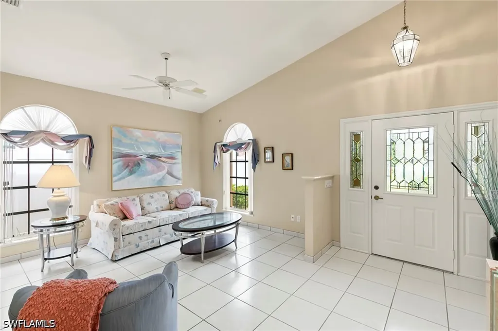526 100th Avenue N Naples FL 34108