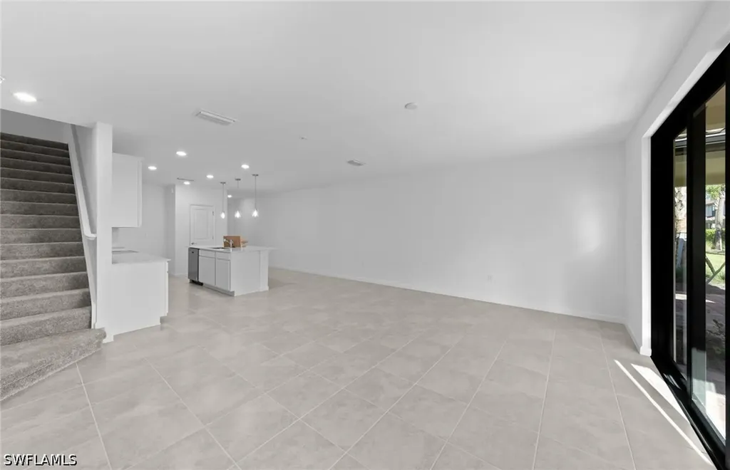 1552 Lake Jessup Circle Cape Coral FL 33909