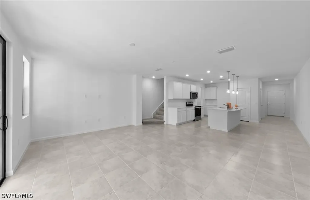 1552 Lake Jessup Circle Cape Coral FL 33909